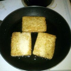 A picture of BBQ Tofu Sandwhiches.