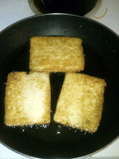 A picture of BBQ Tofu Sandwhiches.