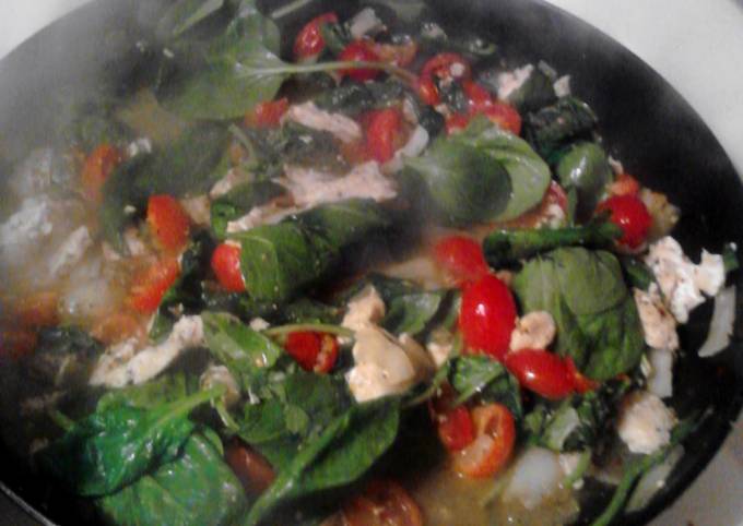 Recipe of Homemade Spinach and Tomato Chicken Alfredo