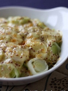A picture of Easy Side Dish! Baked Leek with Mustard and Cheese.