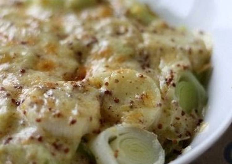 Easy Side Dish! Baked Leek with Mustard and Cheese