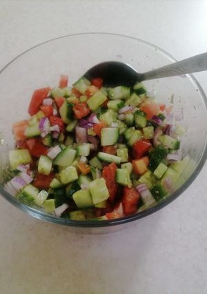 عکسی از دستور سالاد شیرازی