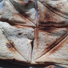A picture of Toast bread.