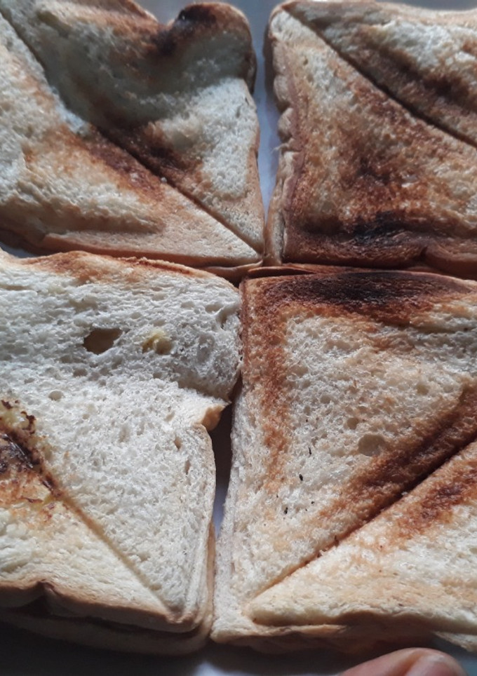 A picture of Toast bread.
