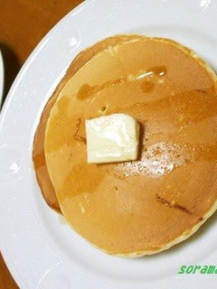 A picture of Delicious Pancakes Made with Flour.