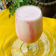 A picture of Roohafja Milk shake.