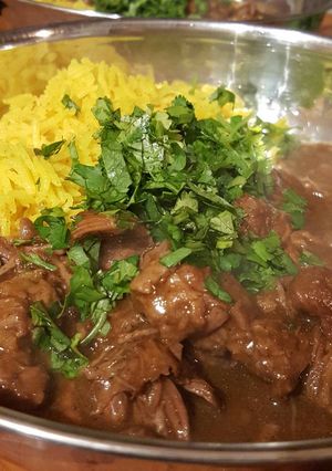 A picture of Pakistani Lamb Curry (Dumbay ki Nihari).