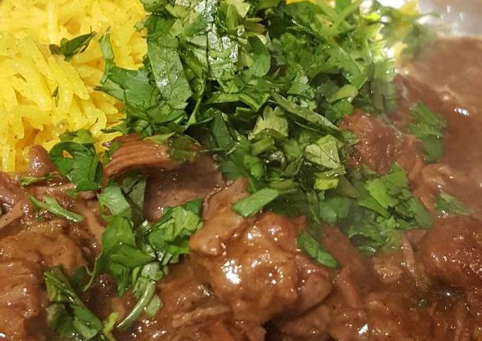 Pakistani Lamb Curry (Dumbay ki Nihari)
