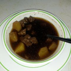 A picture of Beef Potato Soup.