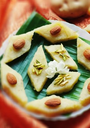 A picture of Potato Barfi.