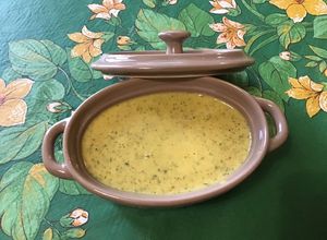 Une photo de Sauce salade épicée aux herbes, moutarde et melfor