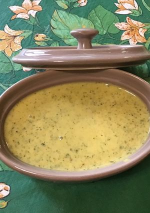 Une photo de Sauce salade épicée aux herbes, moutarde et melfor