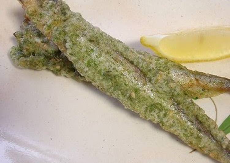 Simple Way to Prepare Homemade Fragrant Pan-Fried Smelt with Roe