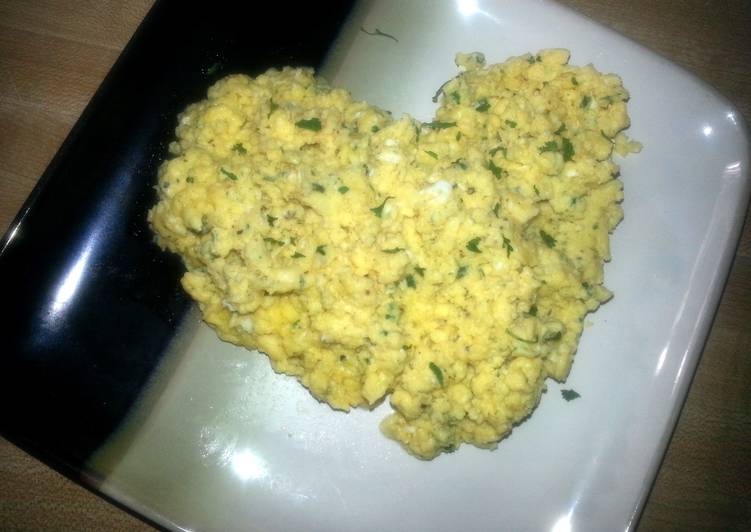 Sierra's Perfect Scrambled Eggs for 2