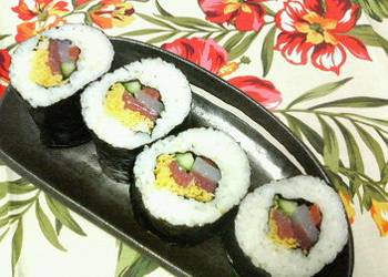 Easiest Way to Make Yummy Seafood Ehomaki Lucky Fat Sushi Rolls