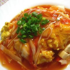 A picture of Tofu with Imitation Crab and Eggs In Sweet and Sour Ketchup Sauce.