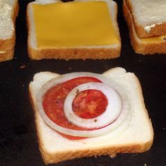 A picture of Taisen's Balsamic Vinaigrette Grilled Cheese.