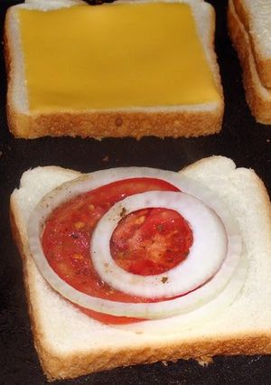 A picture of Taisen's Balsamic Vinaigrette Grilled Cheese.