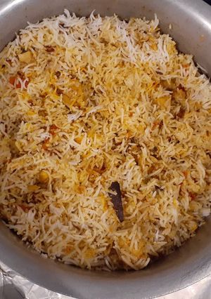 A picture of Aroma Chicken Biryani 🥘.