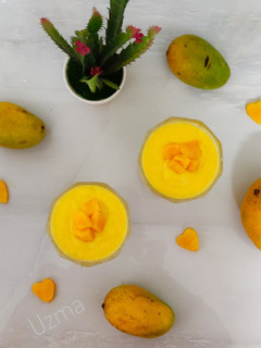 A picture of Mango Lassi.