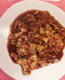 Huevo en salsa de Chile Pasilla y jitomate