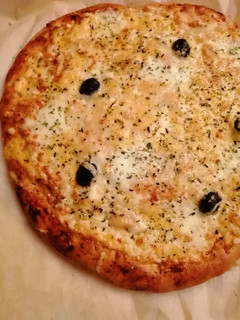 Una foto de Pizza 4 quesos