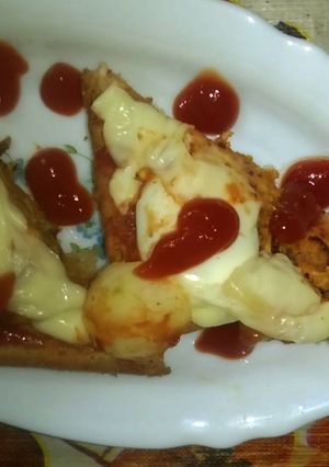 A picture of Air Fryer Egg Bread Pizza.