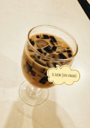 Foto resep Es Sucin (susu cincau)