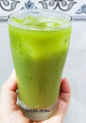 Hình của món Rau má đậu xanh sữa đặc.
