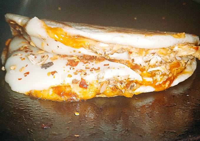 Cheesy Pita Sandwich