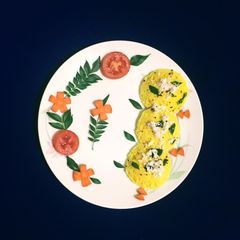 A picture of Khaman Disc Dhokla.