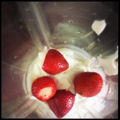 A picture of Strawberry Smoothie.