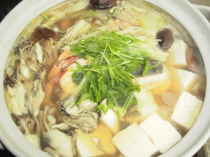 Easy Way Prepare Ultimate Japanese Hot Pot with Seafood the Awesome  Really delicious