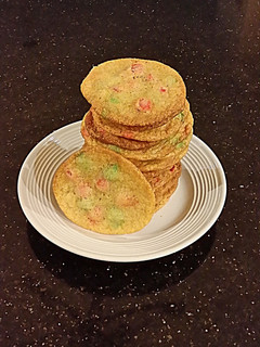 A picture of White Chocolate Cookies with Hoiday Cocolate Chips.