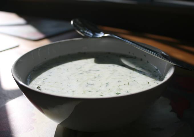 Step-by-Step Guide to Prepare Ultimate Bulgarian Yogurt Soup (Tarator)