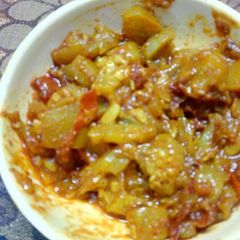 A picture of Dry lauki ki sbji / bottlegourd veg.