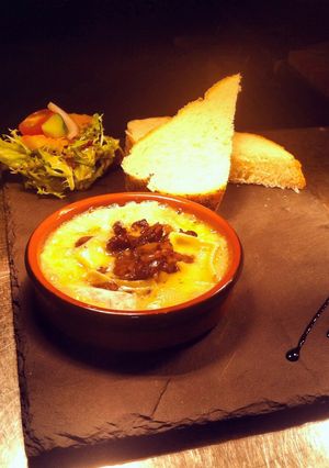 A picture of Camembert With Walnut Topping.