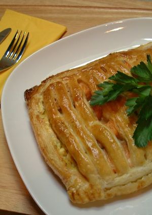 A picture of An Easy Feast! Salmon Tartar Sauce Pie.