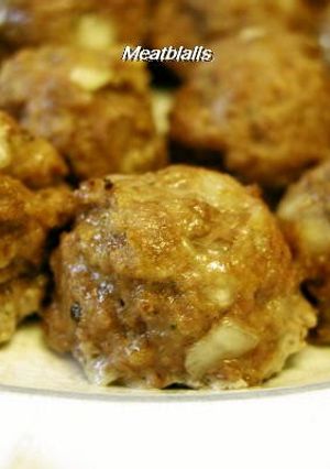 A picture of My Family's Meatball Recipe.