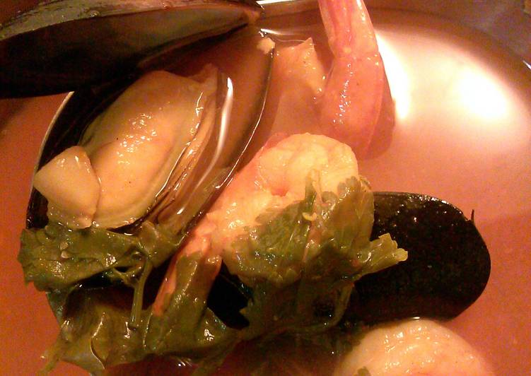 How to Make Quick spicy seafood soup