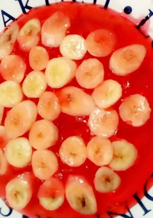 صورة لوصفة جيلي بنكهه الفاروله 🍓 بالمووز