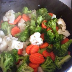 A picture of Fresh Steamed Veggies.
