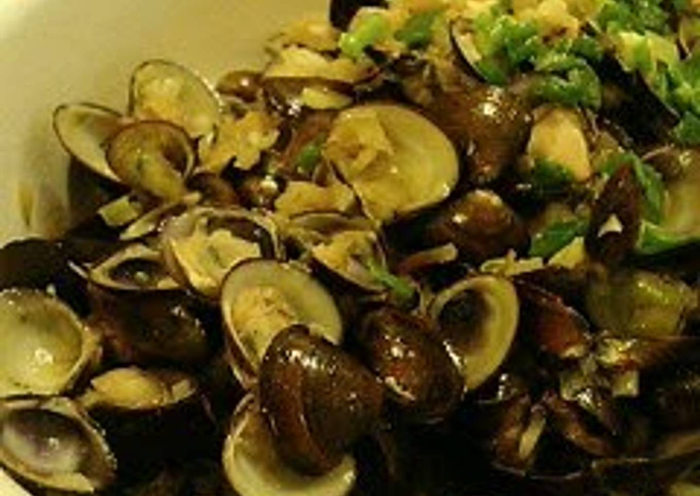 Chinese-Style Stir Fried Shijimi Clams