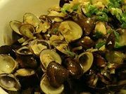 A picture of sake steamed oysters