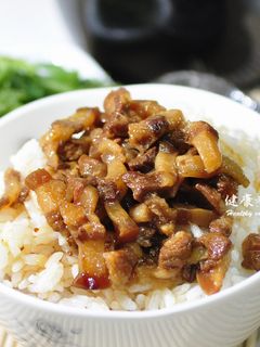 家常滷肉飯 的食譜成品照片