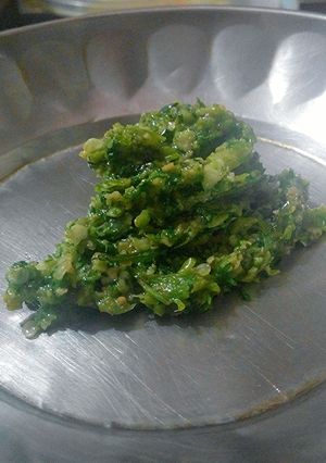 A picture of Kharda - Spicy green chilly chutney..