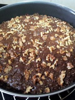A picture of Walnut Brownie with chocochips and nutella.
