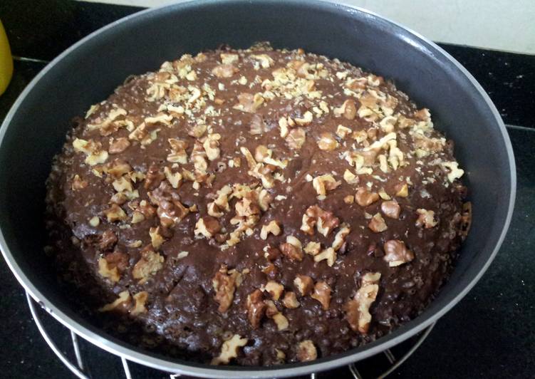 Recipe of Speedy Walnut Brownie with chocochips and nutella