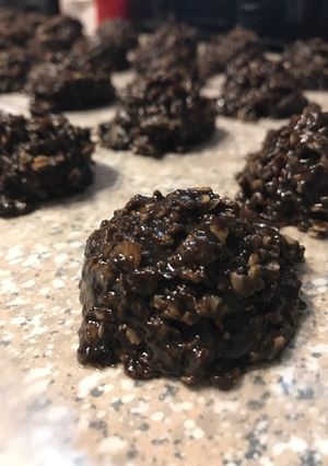 A picture of Peanut Butter, Coconut and Chocolate NO BAKE Cookies.