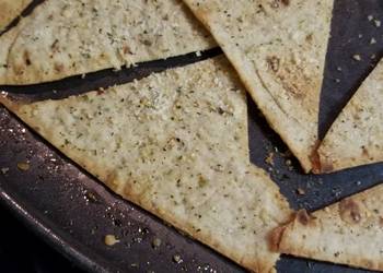 Easy Serving Recipe Baked Garlic Parmesan Lavash Flatbread Chips Delicious Nutritious